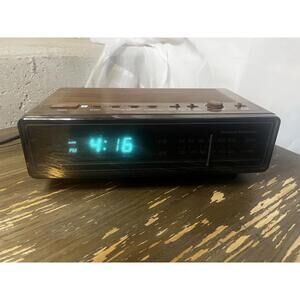 PANASONIC WOODGRAIN 80s RC-65 VINTAGE AM FM CLOCK RADIO ALARM Made In Japan